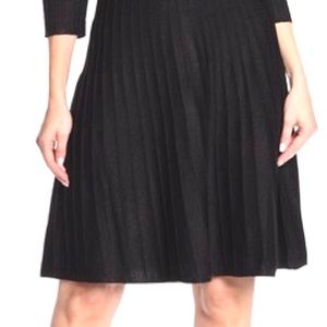 NANETTE LEPORE Black‎ Pleated SKIRT Classic New XS